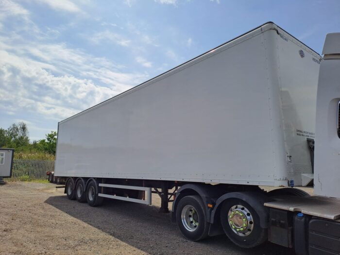 1x USED 2015 Cartwright 4.63m GRP Box Van - Image 3
