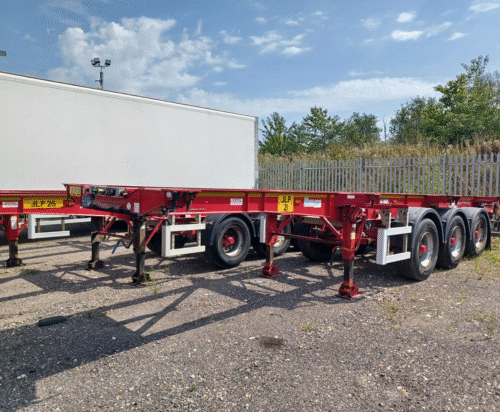 2x USED 2019 Montracon Sliding Skeletals