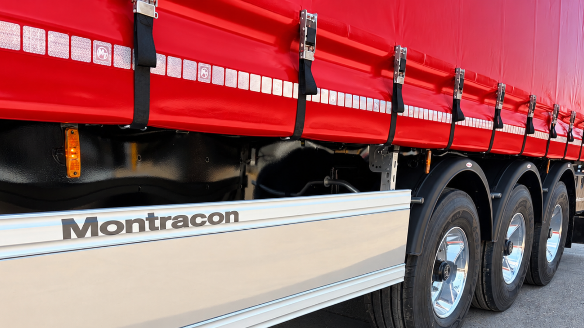 Why do Curtainsider trailers have curtain buckles?